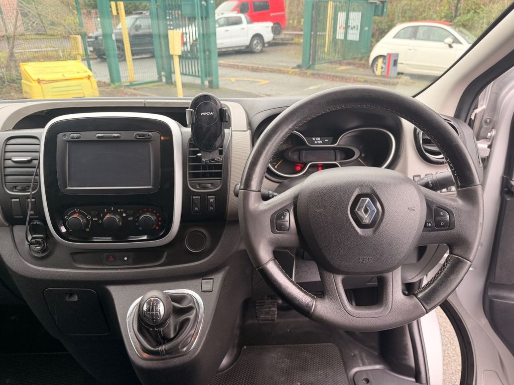 Used Renault Trafic 2017 for sale - 77139986: Photo 10