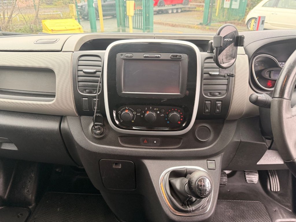Used Renault Trafic 2017 for sale - 77139986: Photo 11