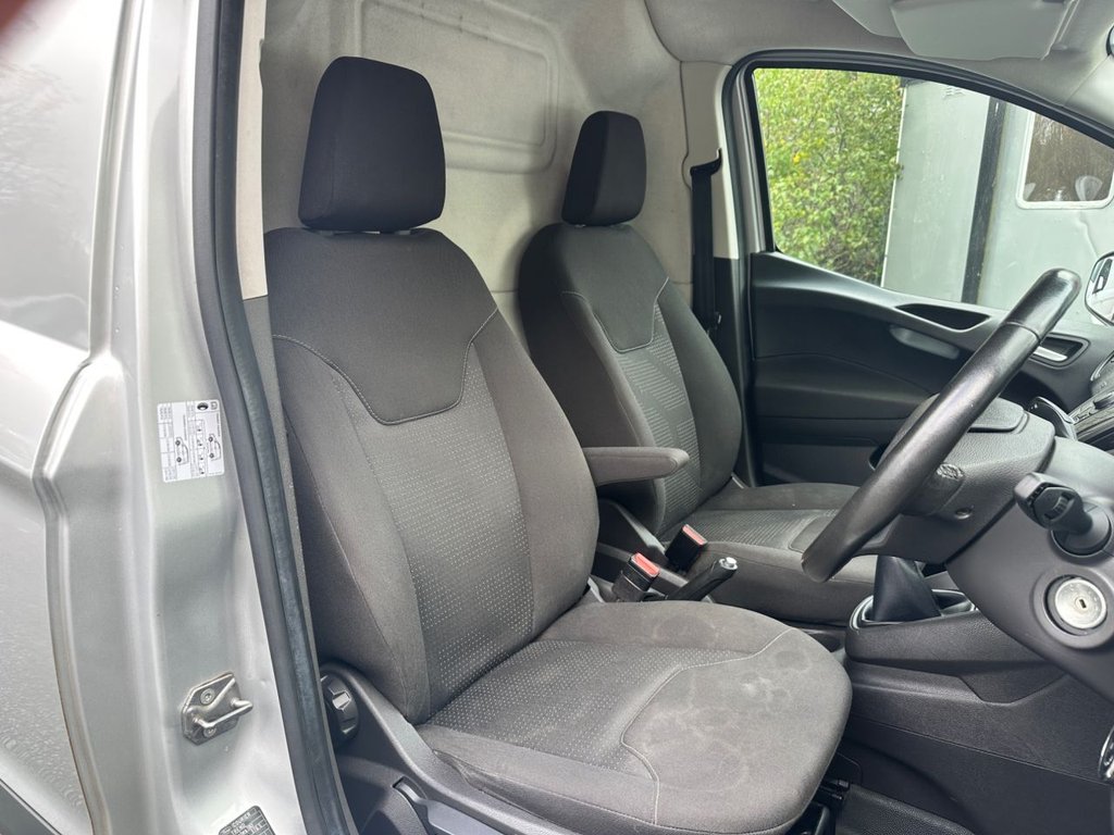 Used Ford Transit Courier 2016 for sale - 76368135: Photo 16