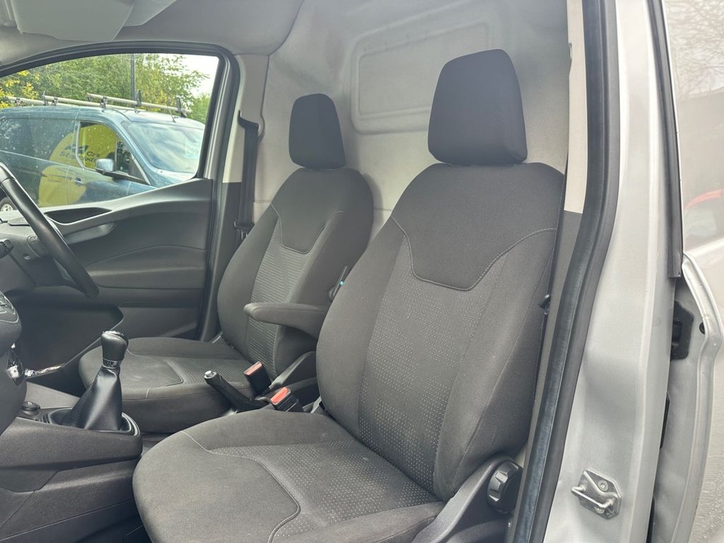 Used Ford Transit Courier 2016 for sale - 76368135: Photo 19