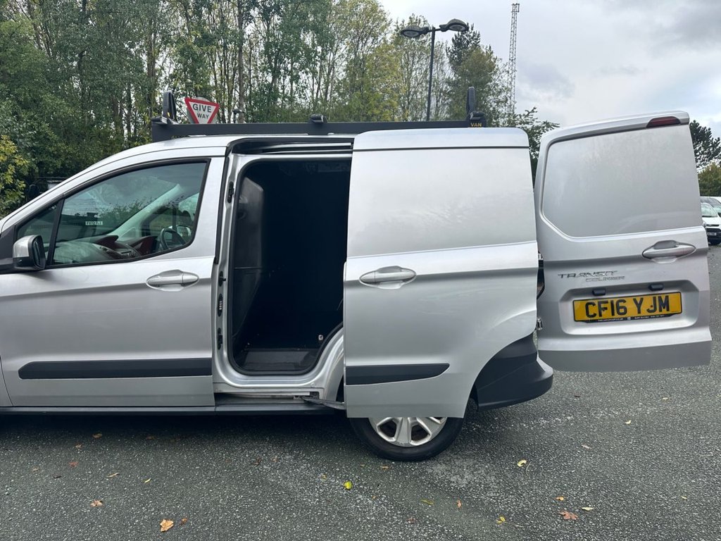 Used Ford Transit Courier 2016 for sale - 76368135: Photo 20