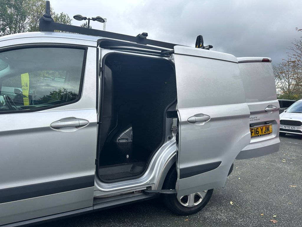 Used Ford Transit Courier 2016 for sale - 76368135: Photo 21