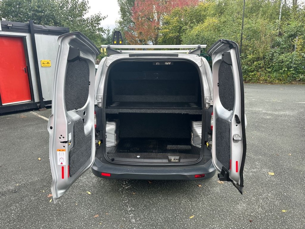 Used Ford Transit Courier 2016 for sale - 76368135: Photo 23
