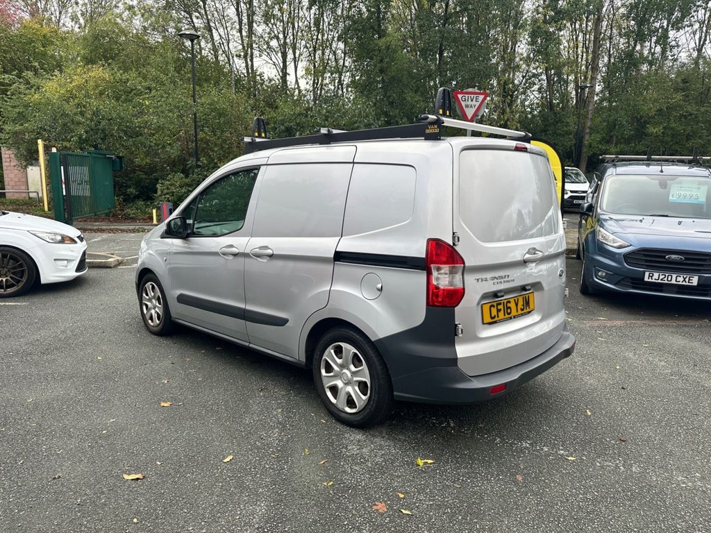 Used Ford Transit Courier 2016 for sale - 76368135: Photo 3