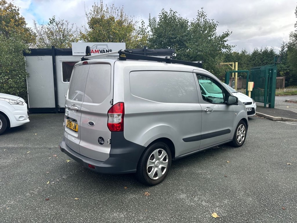 Used Ford Transit Courier 2016 for sale - 76368135: Photo 5