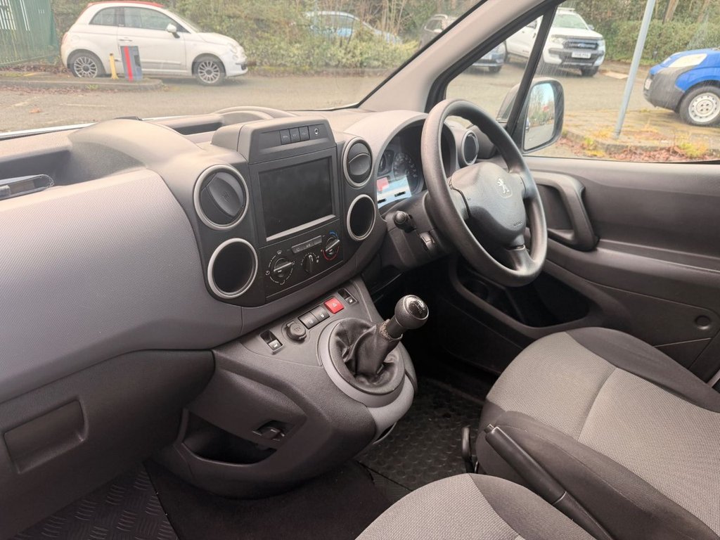 Used Peugeot Partner 2018 for sale - 77212427: Photo 13