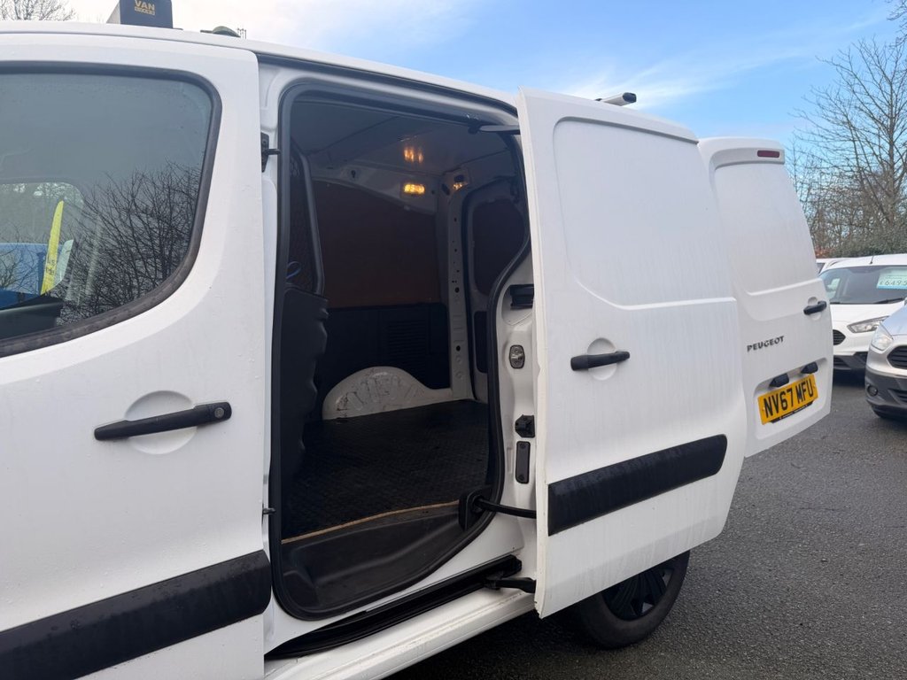 Used Peugeot Partner 2018 for sale - 77212427: Photo 19