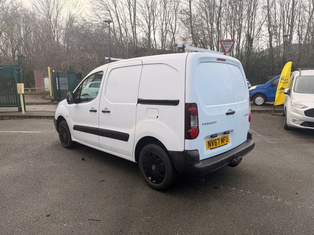 Used Peugeot Partner 2018 for sale - 77212427: Photo 3