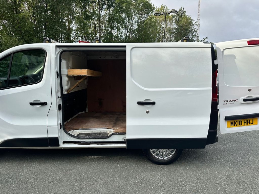 Used Renault Trafic 2018 for sale - 76202779: Photo 17
