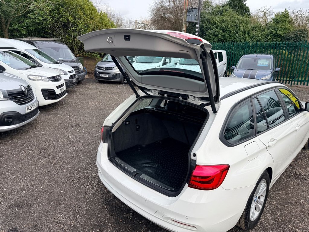 Used BMW 3 Series 2016 for sale - 77557611: Photo 23