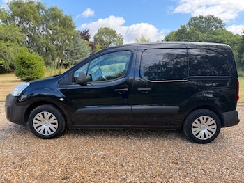 Used Citroen Berlingo 2017 for sale - 79450218: Photo