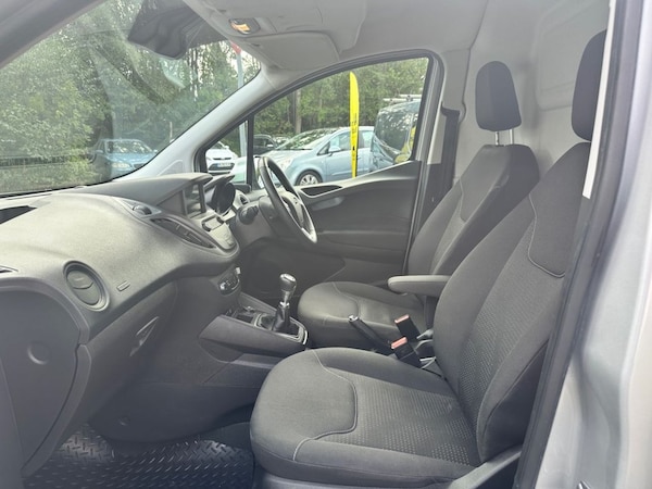 Used Ford Transit Courier 2021 for sale - 76132876: Photo 19