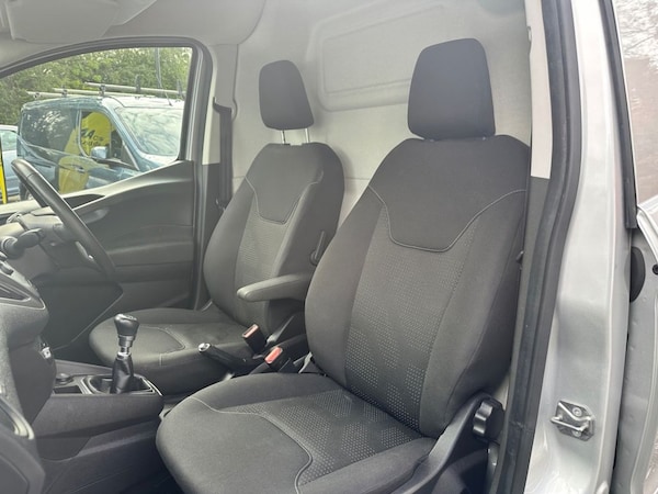 Used Ford Transit Courier 2021 for sale - 76132876: Photo 20