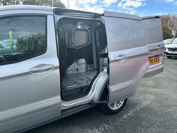 Used Ford Transit Courier 2021 for sale - 76132876: Photo 22