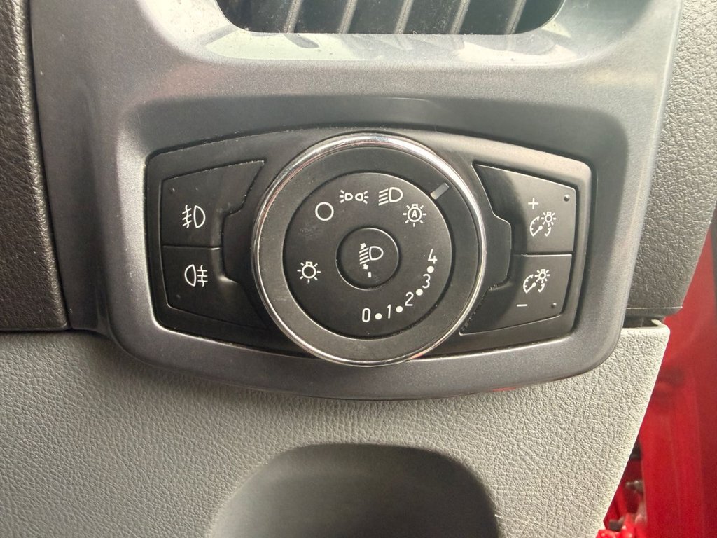 Used Ford Transit Custom 2015 for sale - 77301872: Photo 17