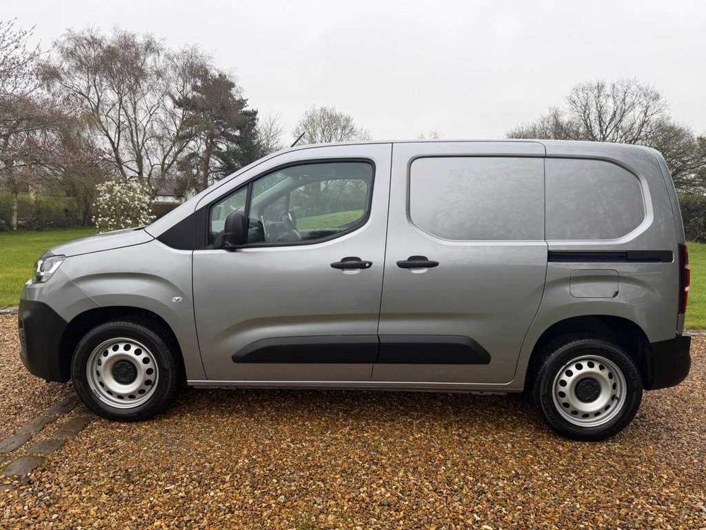 Used Citroen Berlingo 2024 for sale - 78082251: Photo 2
