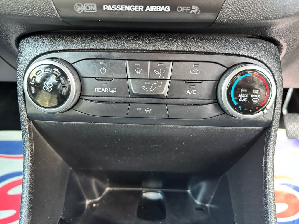 Used Ford Fiesta 2017 for sale - 76406887: Photo 12