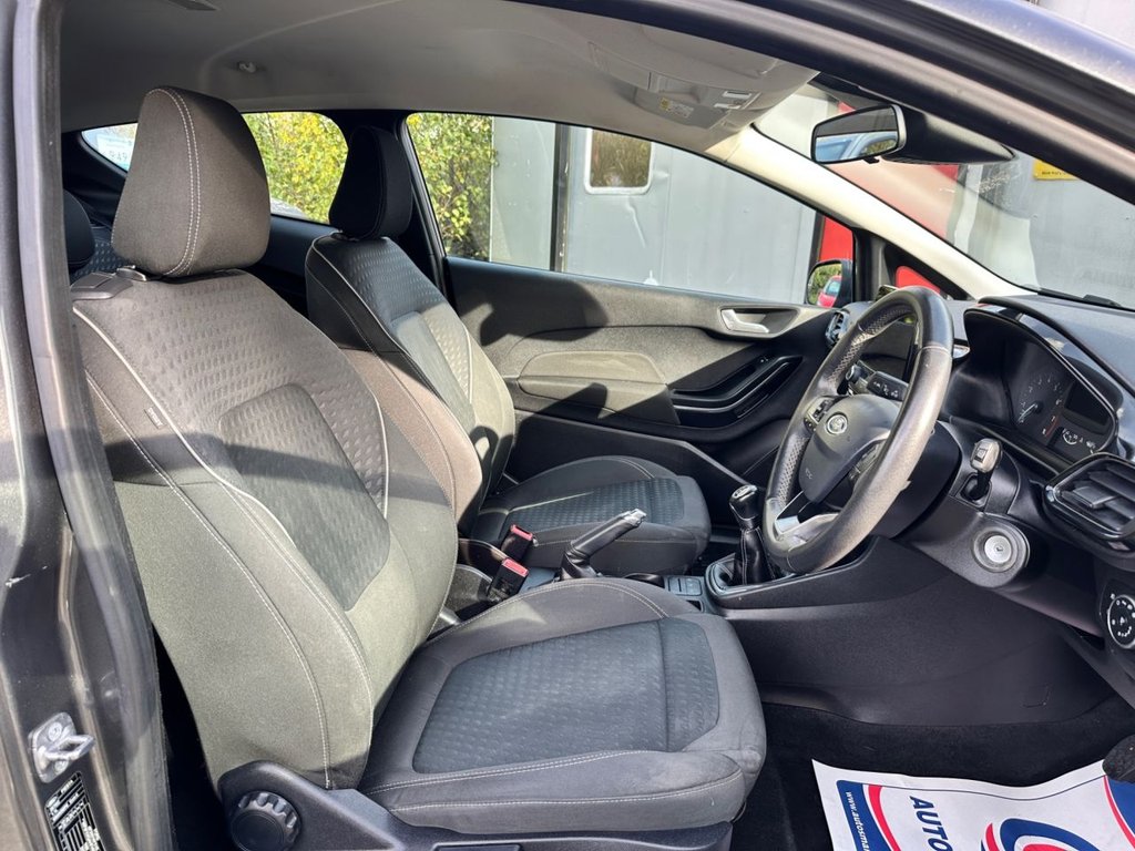 Used Ford Fiesta 2017 for sale - 76406887: Photo 17