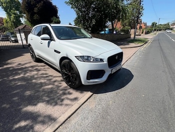 Used Jaguar F-Pace 2016 for sale - 78984311: Photo