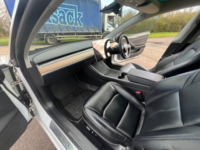 Used Tesla Model 3 2020 for sale - 77833580: Photo 17