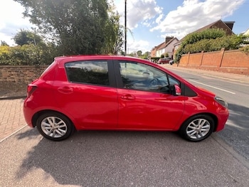 Used Toyota Yaris 2015 for sale - 79219503: Photo