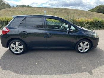 Used Toyota Auris 2010 for sale - 79674479: Photo