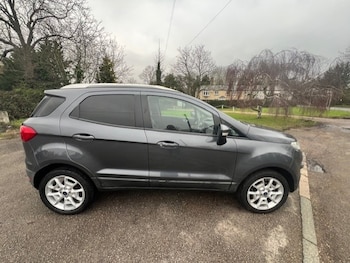Used Ford Ecosport 2017 for sale - 77677485: Photo