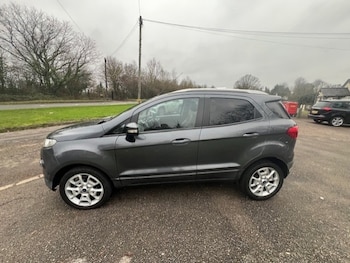 Used Ford Ecosport 2017 for sale - 77677485: Photo