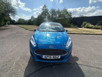 Used Ford Fiesta 2015 for sale - 79209029: Photo