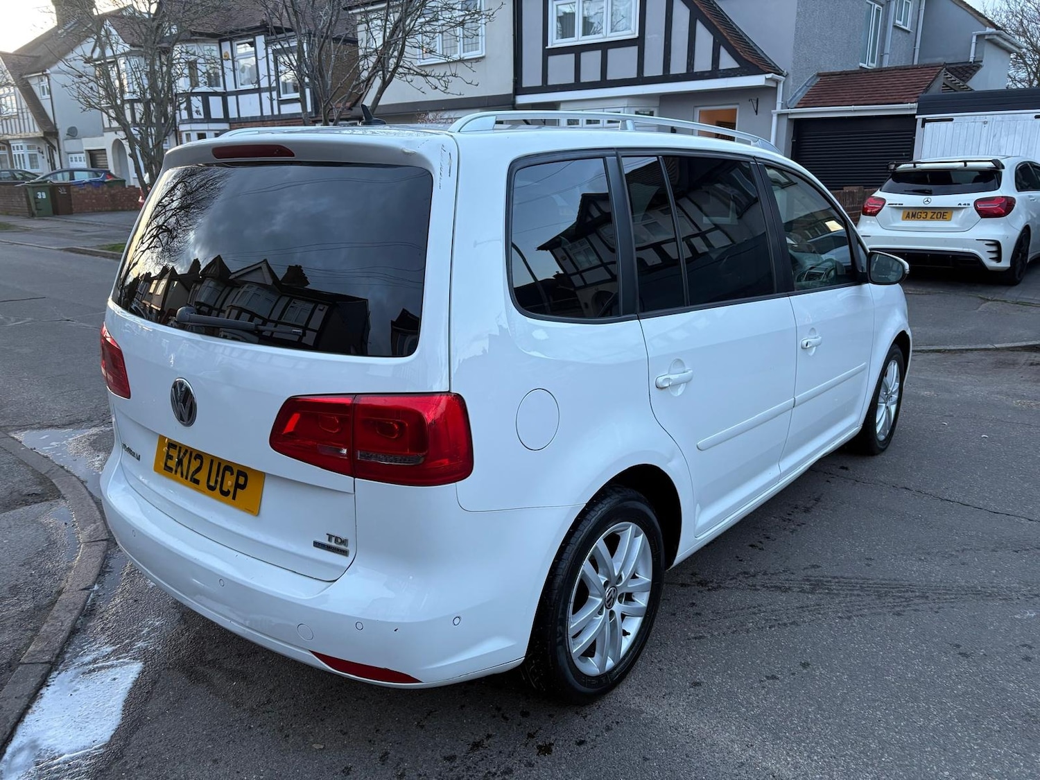 Used Volkswagen Touran 2012 for sale - 77832812: Photo 4