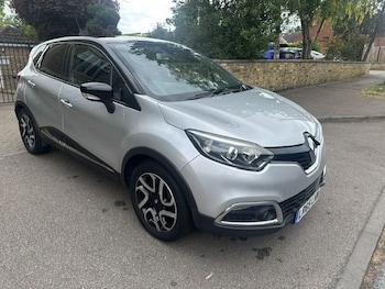 Used Renault Captur 2015 for sale - 78443600: Photo
