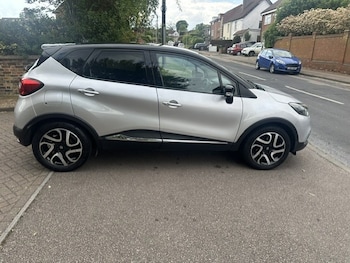 Used Renault Captur 2015 for sale - 78443600: Photo