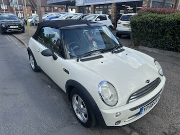 Used MINI Convertible 2006 for sale - 78457096: Photo