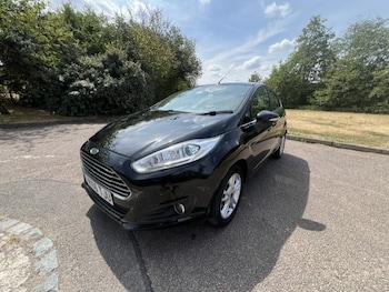 Used Ford Fiesta 2016 for sale - 79310982: Photo