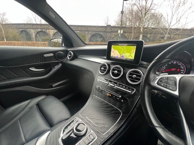 Used Mercedes-Benz GLC 2018 for sale - 77664961: Photo 12