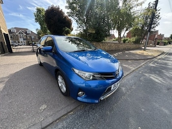 Used Toyota Auris 2014 for sale - 79469475: Photo