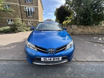 Used Toyota Auris 2014 for sale - 79469475: Photo