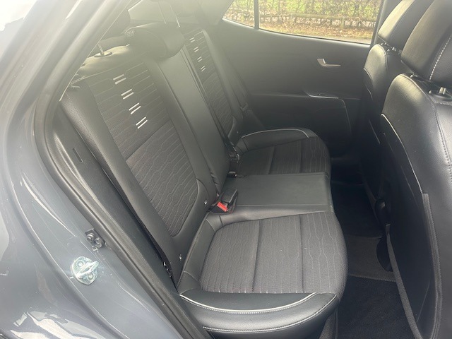 Used Kia Stonic 2023 for sale - 77665316: Photo 21