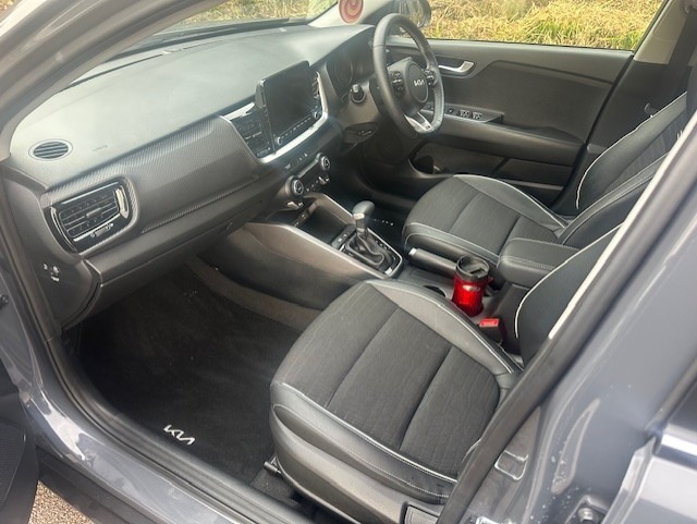 Used Kia Stonic 2023 for sale - 77665316: Photo 5