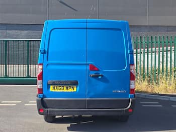 Used Renault Master 2018 for sale - 79708686: Photo
