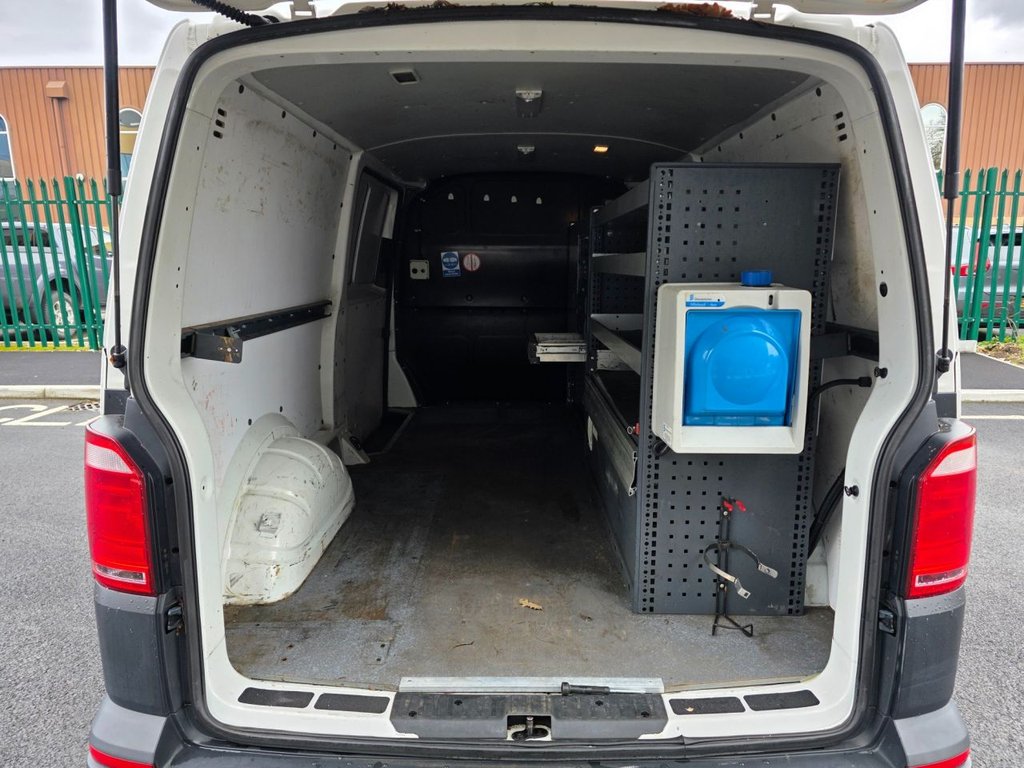 Used Volkswagen Transporter 2017 for sale - 77608583: Photo 16