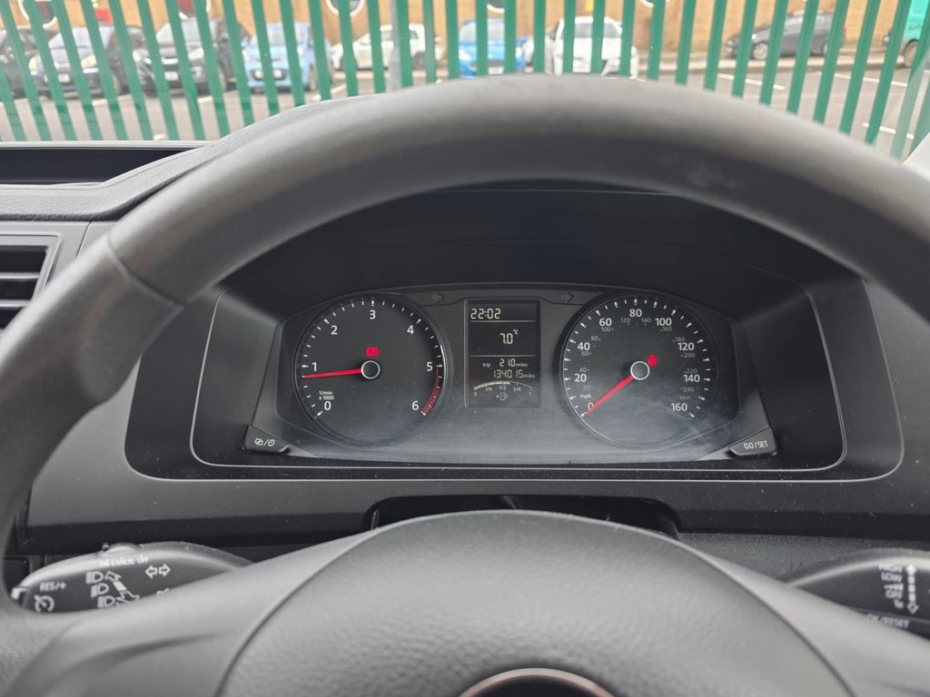 Used Volkswagen Transporter 2017 for sale - 77608583: Photo 20