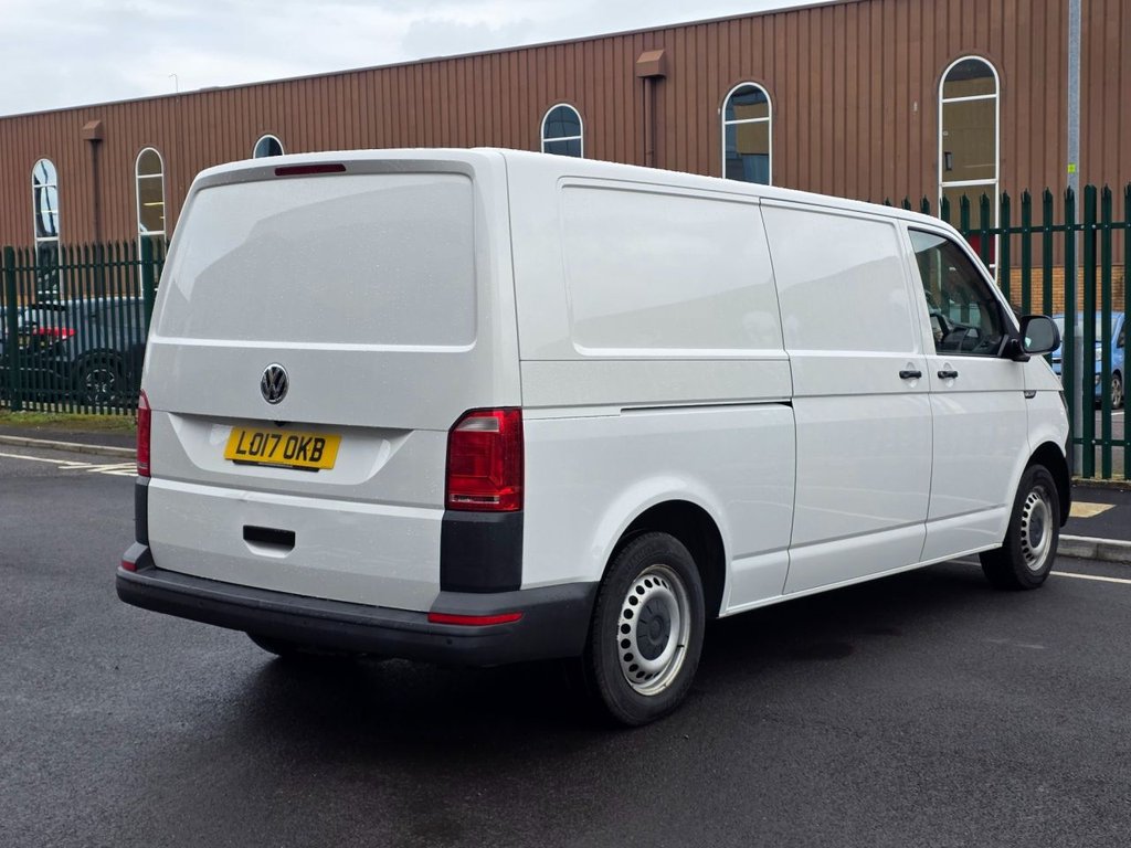 Used Volkswagen Transporter 2017 for sale - 77608583: Photo 3