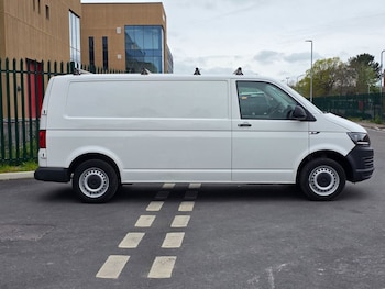 Used Volkswagen Transporter 2017 for sale - 78500559: Photo
