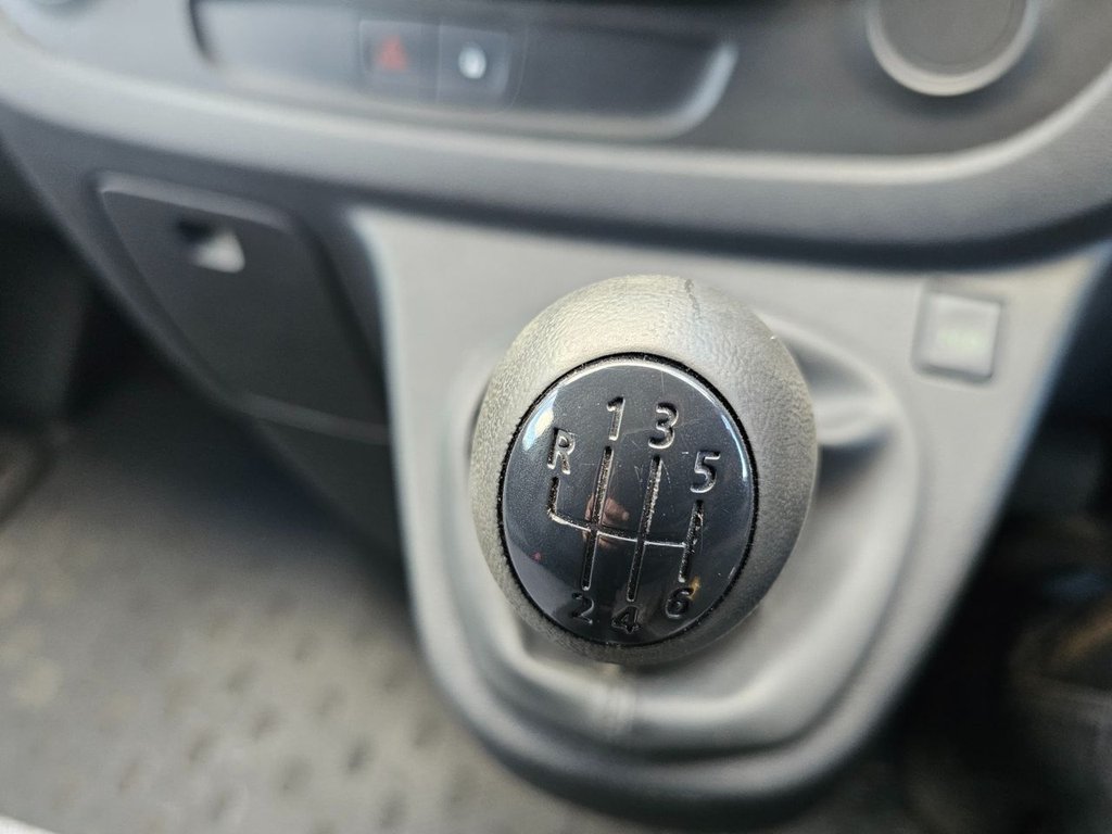 Used Vauxhall Vivaro 2015 for sale - 76665816: Photo 27