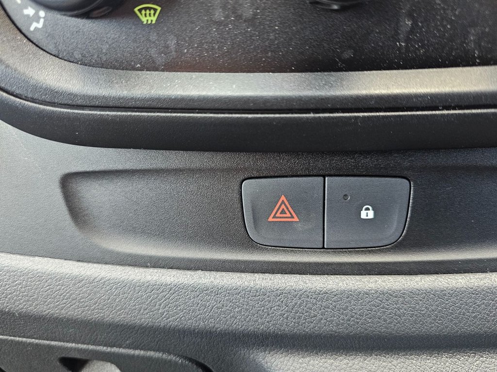 Used Vauxhall Vivaro 2015 for sale - 76665816: Photo 28