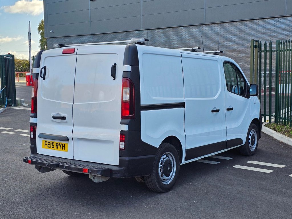 Used Vauxhall Vivaro 2015 for sale - 76665816: Photo 3