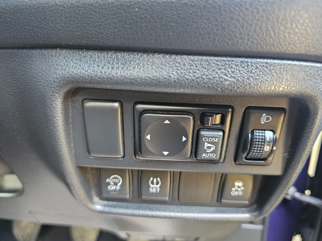 Used Nissan Juke 2017 for sale - 76469727: Photo 32