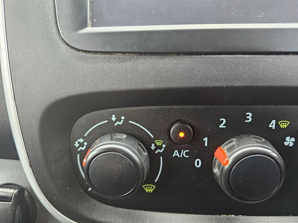 Used Renault Trafic 2019 for sale - 77369257: Photo 25