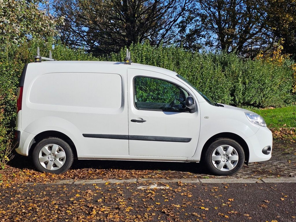 Used Renault Kangoo 2019 for sale - 76569782: Photo 2
